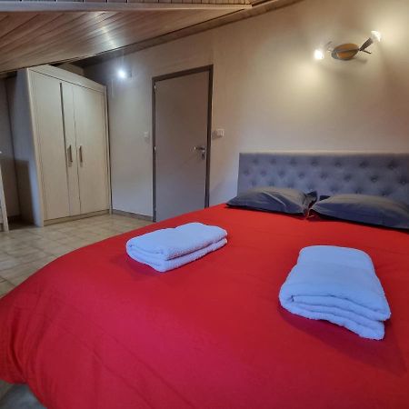 Embrun Cosy Apartment Exterior photo